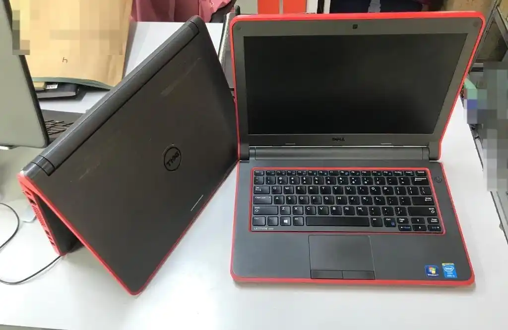Dell Latitude 3340 Core I3,Ram 4Gb ,Hdd 500Gb Speed 1.70Ghz  Display Inch 13.3" Colour Red/Blue Battery 3Hrs Charge. Free Delivery Tanzania Nzima (Unakufikia Popote Ulipo)