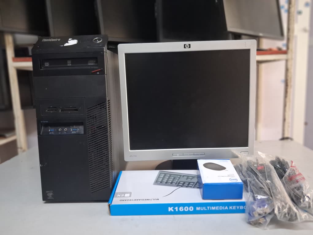 Lenovo Ya Kusimama Core I7 Ram 4Gb Hdd 500Gb Speed 3.10 Ghz Monitor Inch 17 Full Set