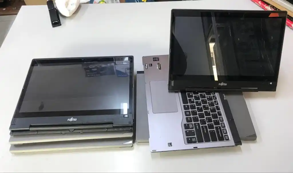 Fujitsu T904 Revolve Touch Core I5 4Th Gen Ram 4Gb Hdd 500Gb Speed 2.50 Inch 13.6' 3Hrs Charge Very Slim 
