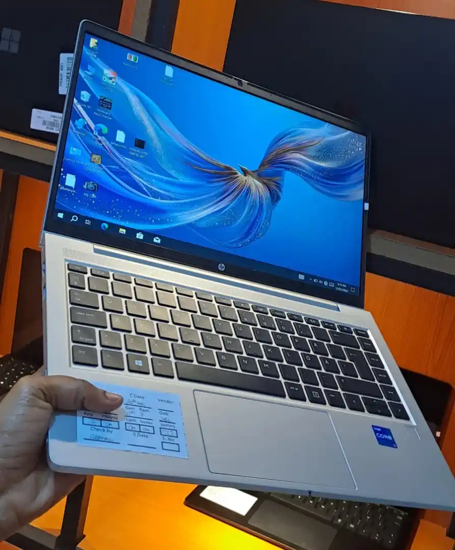 Brand Hp 640 G8  Processor  Core I5 11Th Generation    Speed 2.40Ghz    Memory  8Gb Ram  Storage  256Gb  Battery 3Hrs