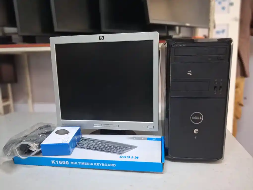 Dell Vostro Core I7  Ya Kusimama Ram 4Gb Hdd 500Gb  Spee 3.10 Monitor Inch 17 Full Set