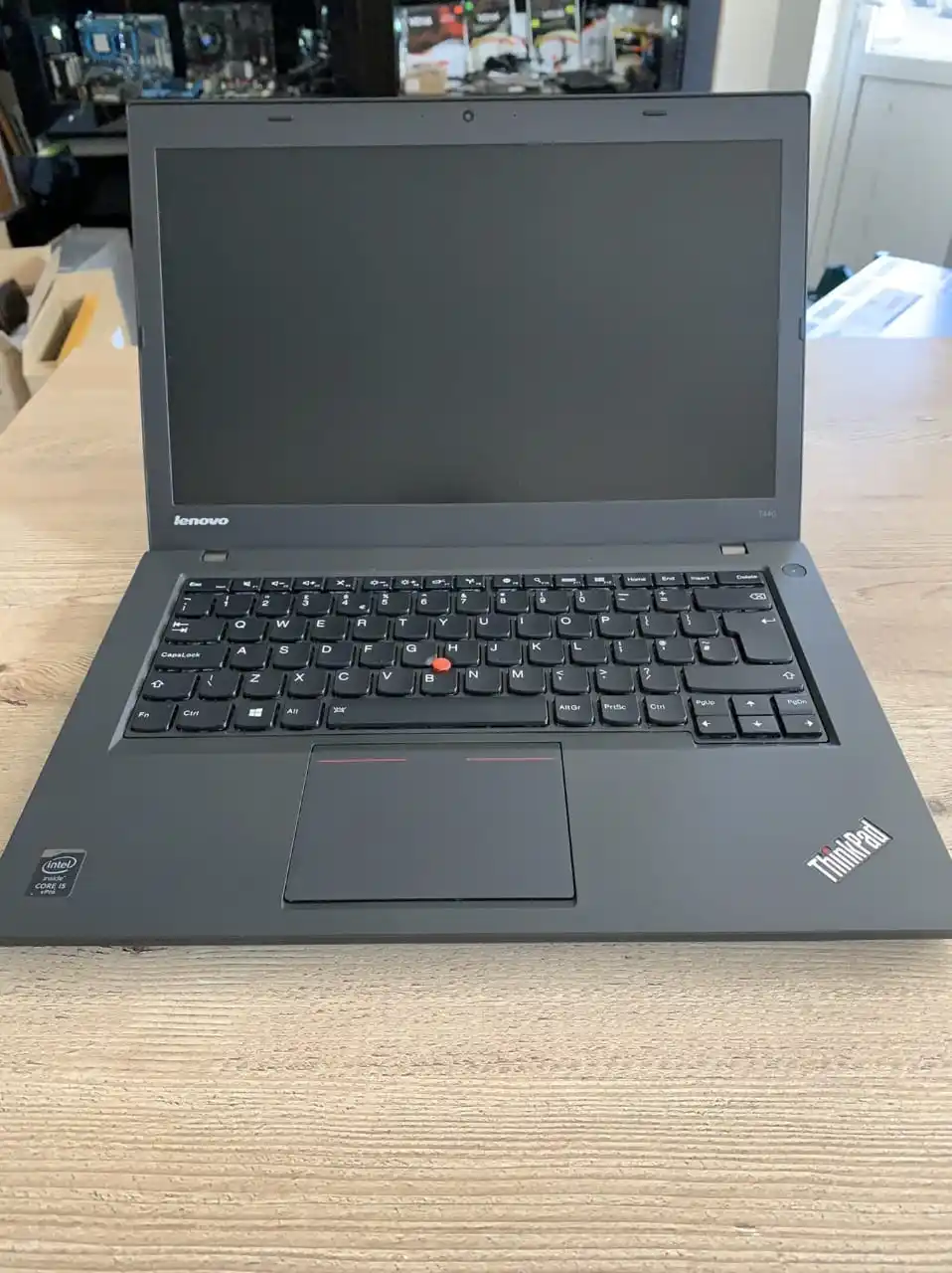  Lenovo T440 Core I5 4Th Generation  8Gb Ram/500 Gb Battery 2Hrs With Adapter