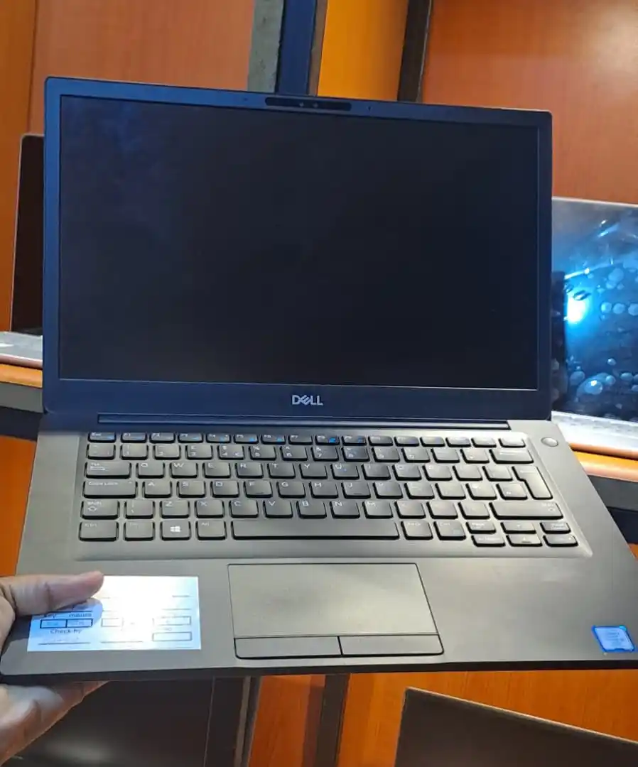  Brand Dell 7470  Processor  Core I5 6Th Generation    Windows 10 Pro 64-Bit  Memory 8Gb Ram  Storage  256Gbde