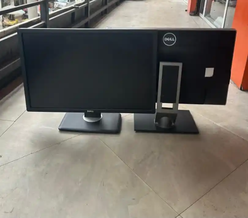 Monitor Dell Inch24  Clean Port Dp Dvi To Vga