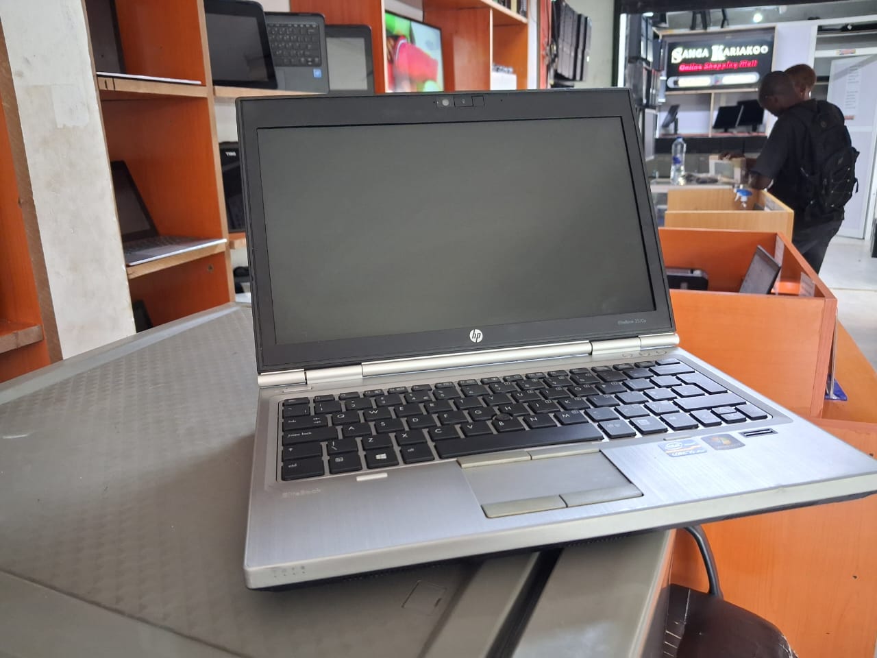 Hp 8460 Core I5 Ram 4Gb Hdd 500Gb Inch 12 2.30Ghz Window 10 Zimenyooka Sana