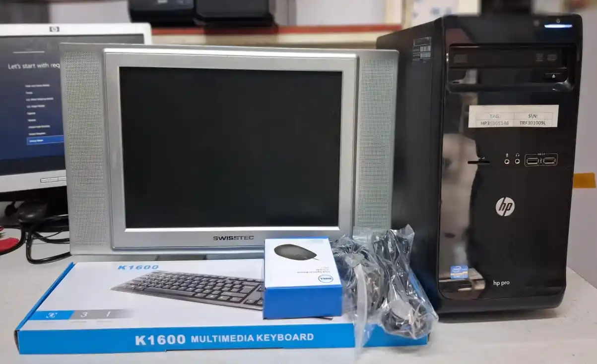Hp Ro Core I5 Ya Kusimama Sata 4 Ram 4Gb Hdd 500Gb Na Kioo Inch 15