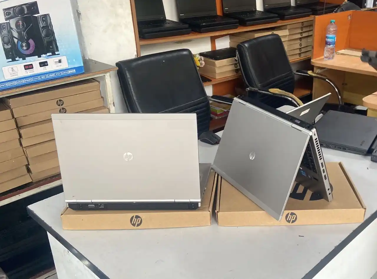 Hp 8460P Corei5 Ram 8Gb 500Gb Inch 13 2.40Ghz 3 Hrs Full Installation