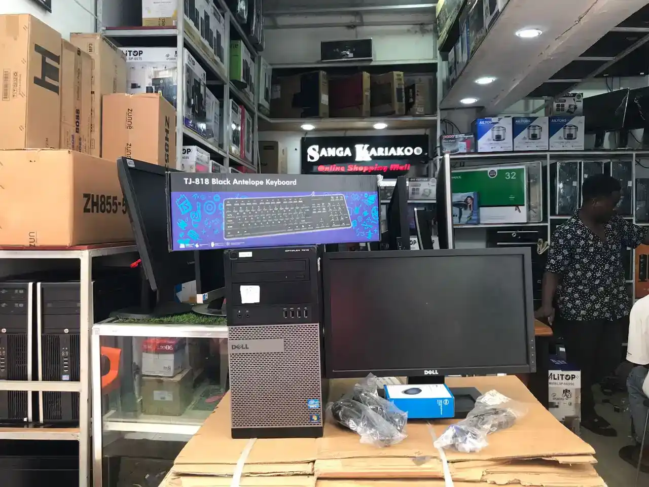 Dell Ya Kusimama Core I5 Ram 4Gb Hdd 500Gb Na Kioo Inch 19 Full Set