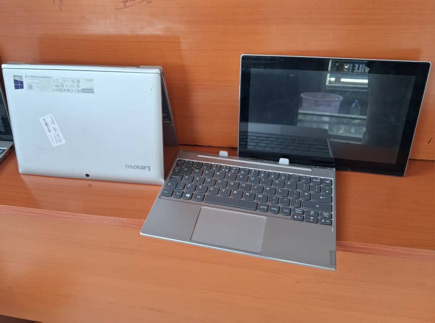 Lenovo  Mix 320 2In 1 Laptop Screen Touch With Detachable Keyboard Ram 4Gb Ssd 64Gb Inch 10 