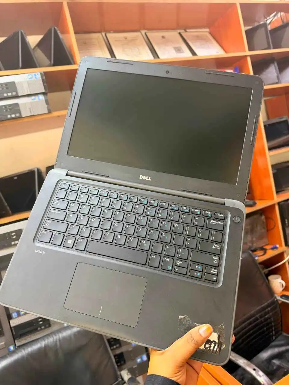 Dell 3380 Core I5 Ram 4Gb Hdd 500Gb 7Th Gen  3Hrs Full Istallation