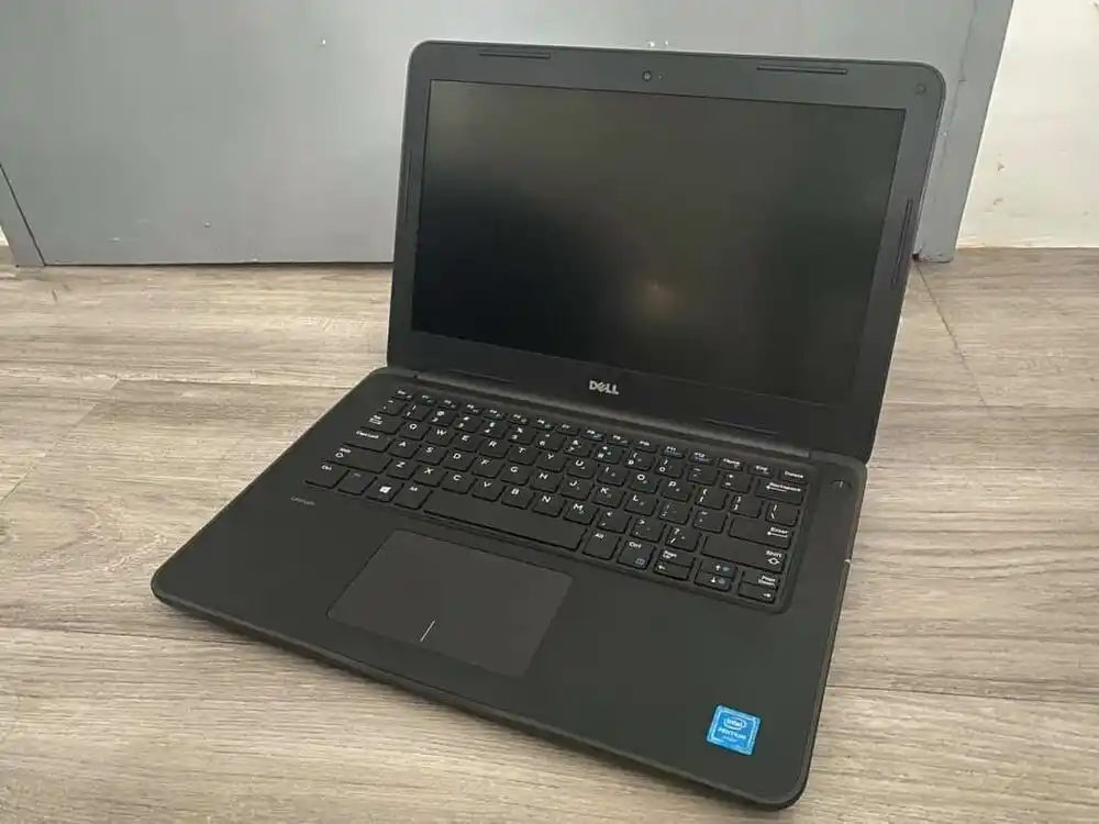 Dell Core I5 Ram 4Gb,Disk 500  14 Screen Size 2.9Ghz 3Hours