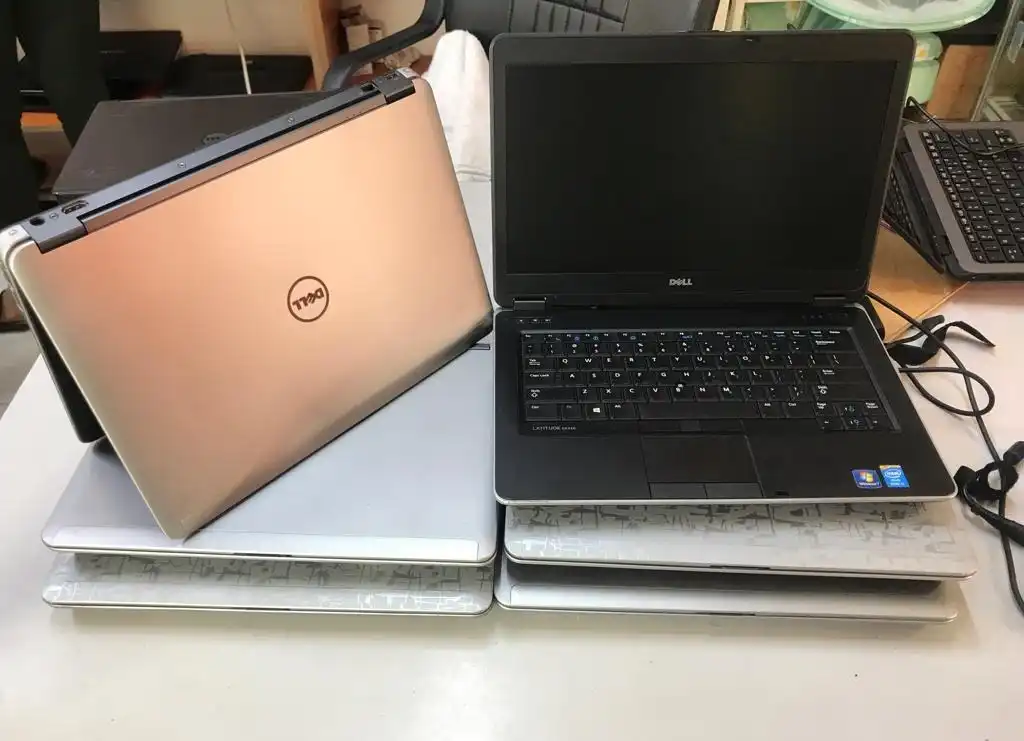 Dell E6440  Core I5 4Th Gen Ram 4Gb Hdd 500Gb Speed 2.50Ghz Inch 13.6' 3Hrs Charge