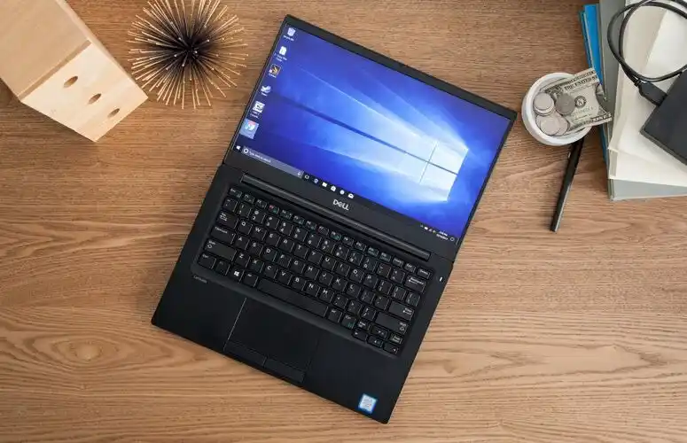 Brand Dell 7380  Processor  Core I7 6Th Generation   Memory  8Gb Ram  Storage  256Gb 3Hrs